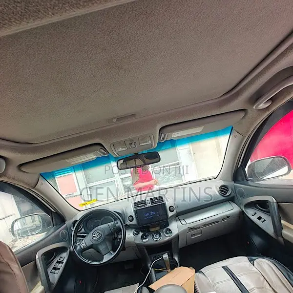 Toyota RAV4 2011 White