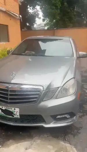 Mercedes-Benz E350 2012 Silver