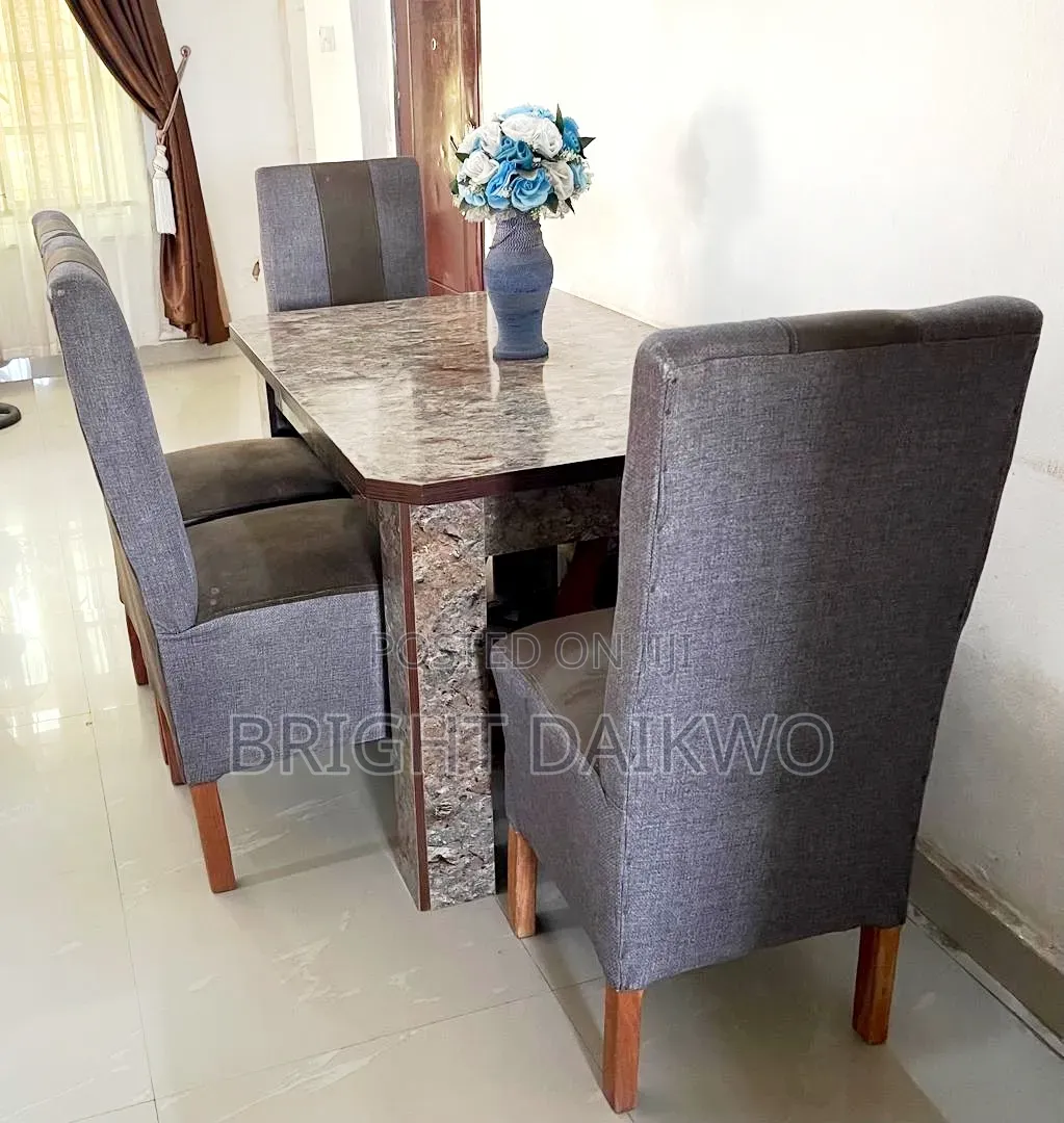 4 Seater Dining Table