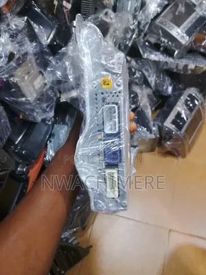 RAV4 2008 to 2012 Amplifier
