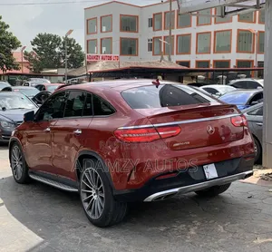 Mercedes-Benz GLE-Class 2017 Red