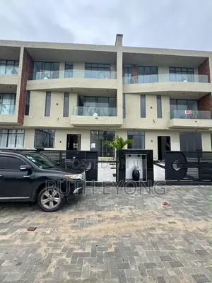 5bdrm Townhouse/Terrace in Lekki Phase 1 for sale