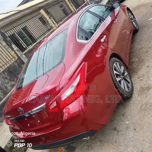 Nissan Altima 2.5 SV 2017.5 2017 Red