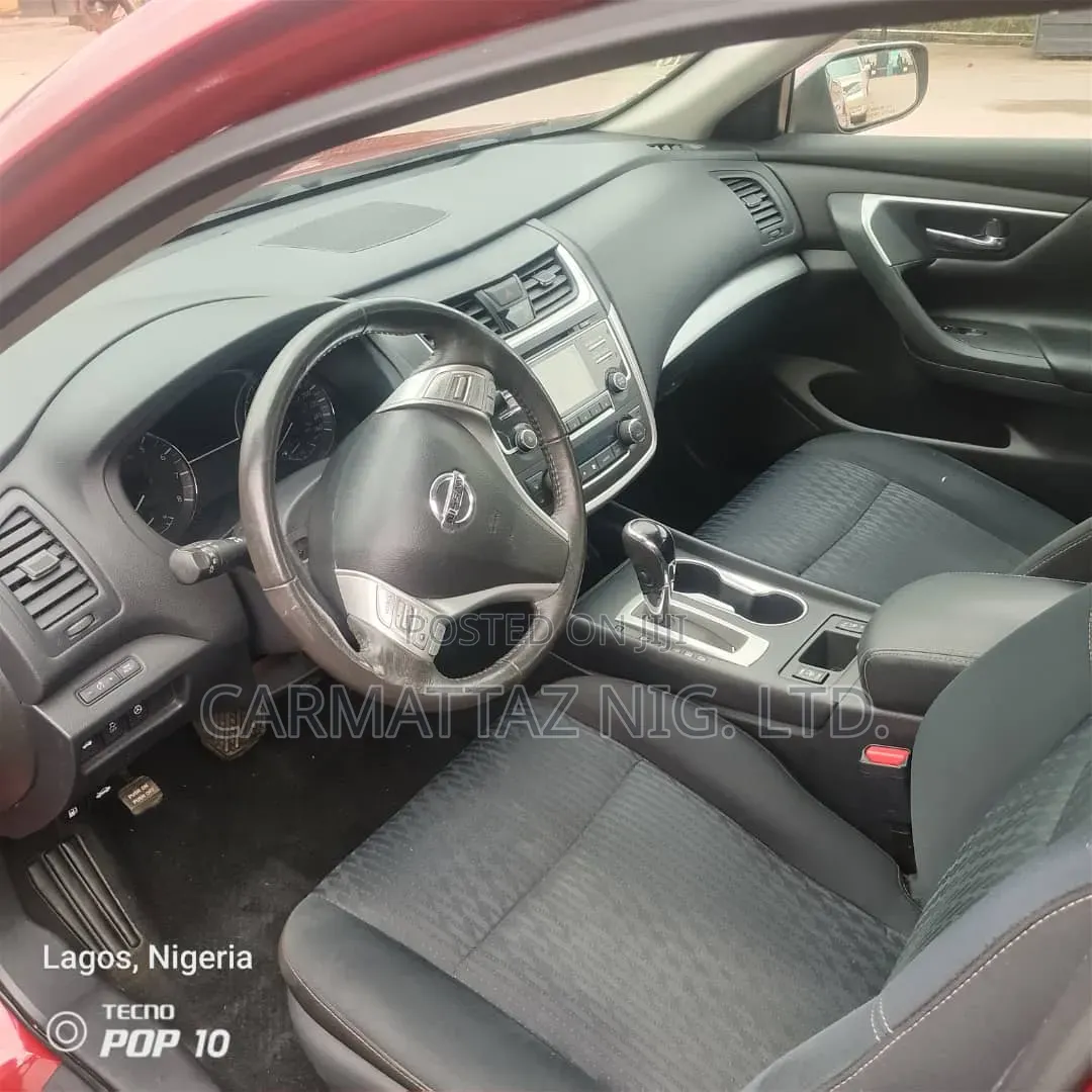 Nissan Altima 2.5 SV 2017.5 2017 Red