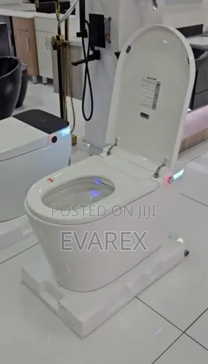 Smart Toilet. Smart Censor Wc