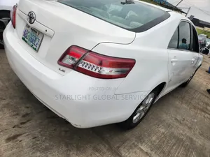Toyota Camry 2011 White