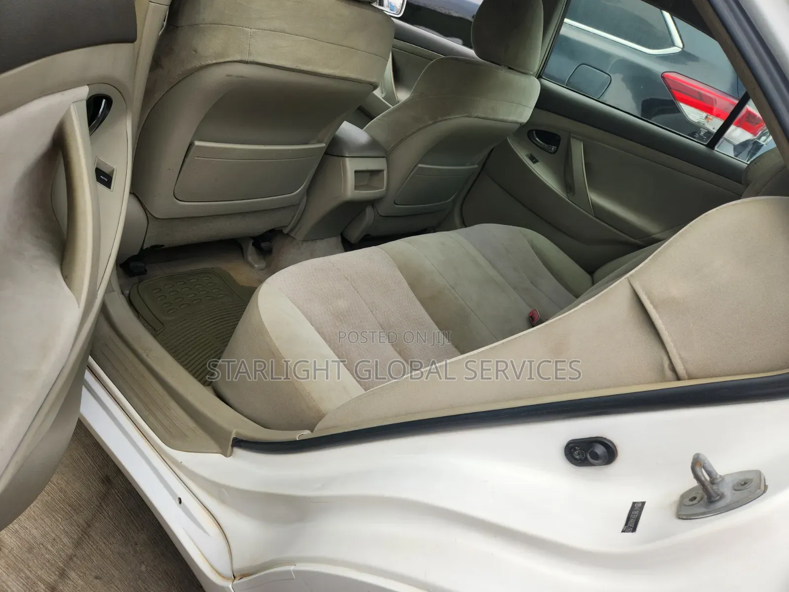 Toyota Camry 2011 White