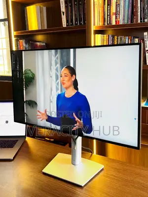 Dell UltraSharp U2722DE 27-Inch QHD USB-C Monitor