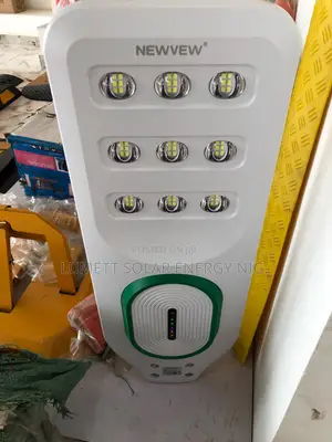 NEWVEW 300W Solar Powered LED Street Lamp