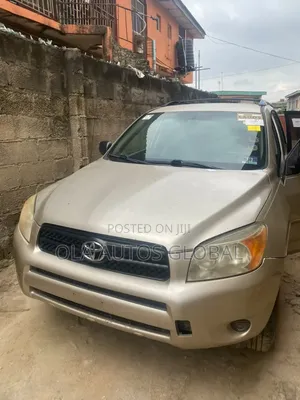 Toyota RAV4 2008 Gold
