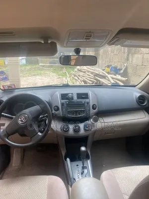 Toyota RAV4 2008 Gold