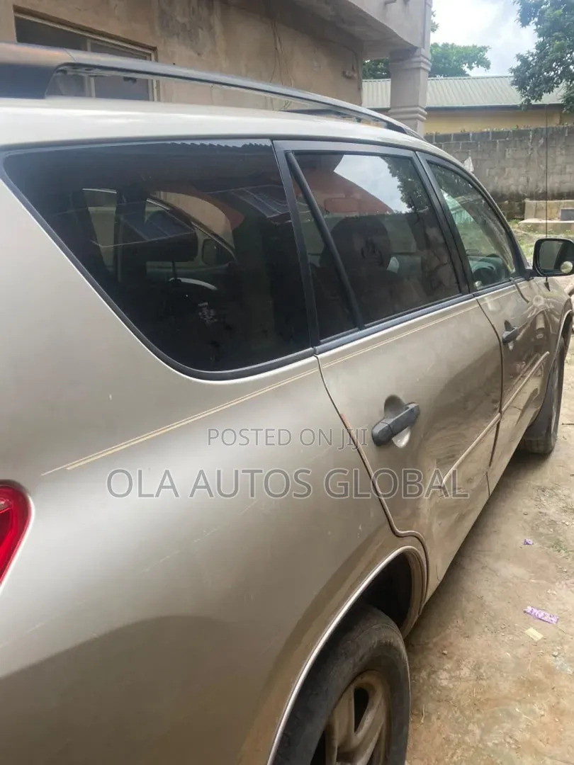 Toyota RAV4 2008 Gold