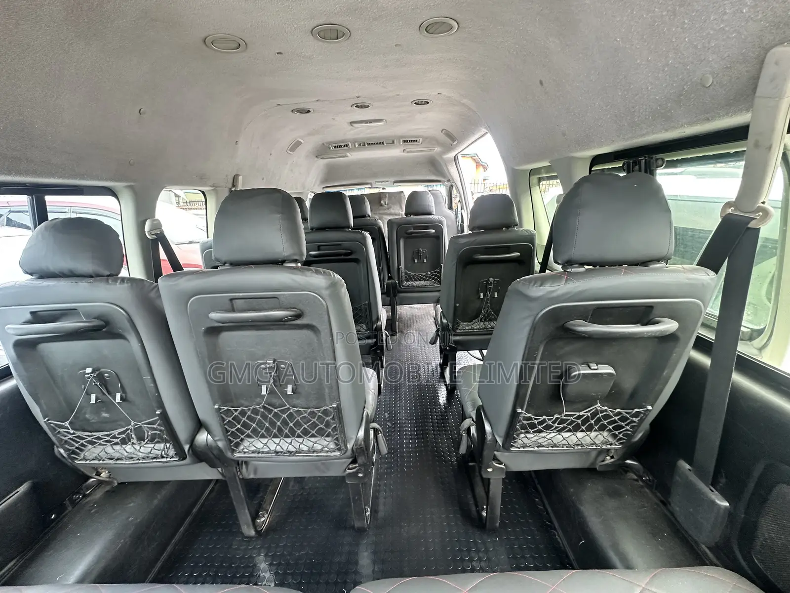Toyota HiAce 2015 White