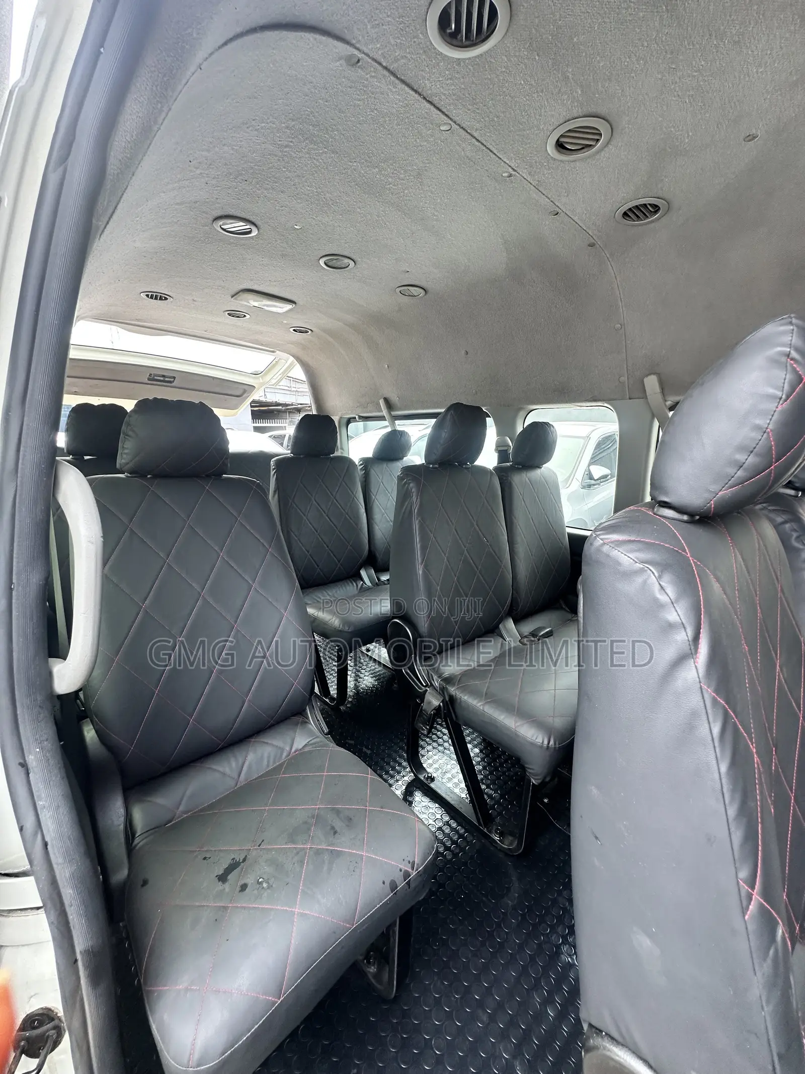 Toyota HiAce 2015 White
