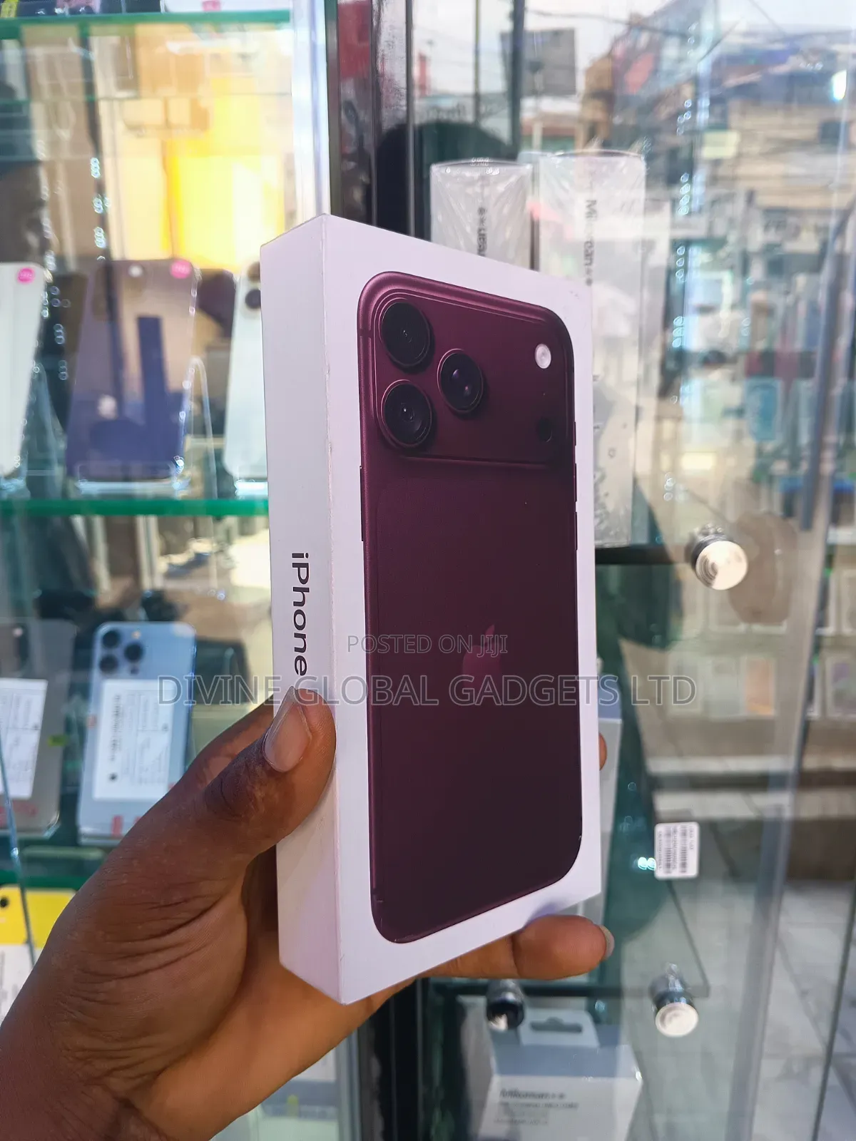 New Apple iPhone 18 Pro Max 1 TB Red