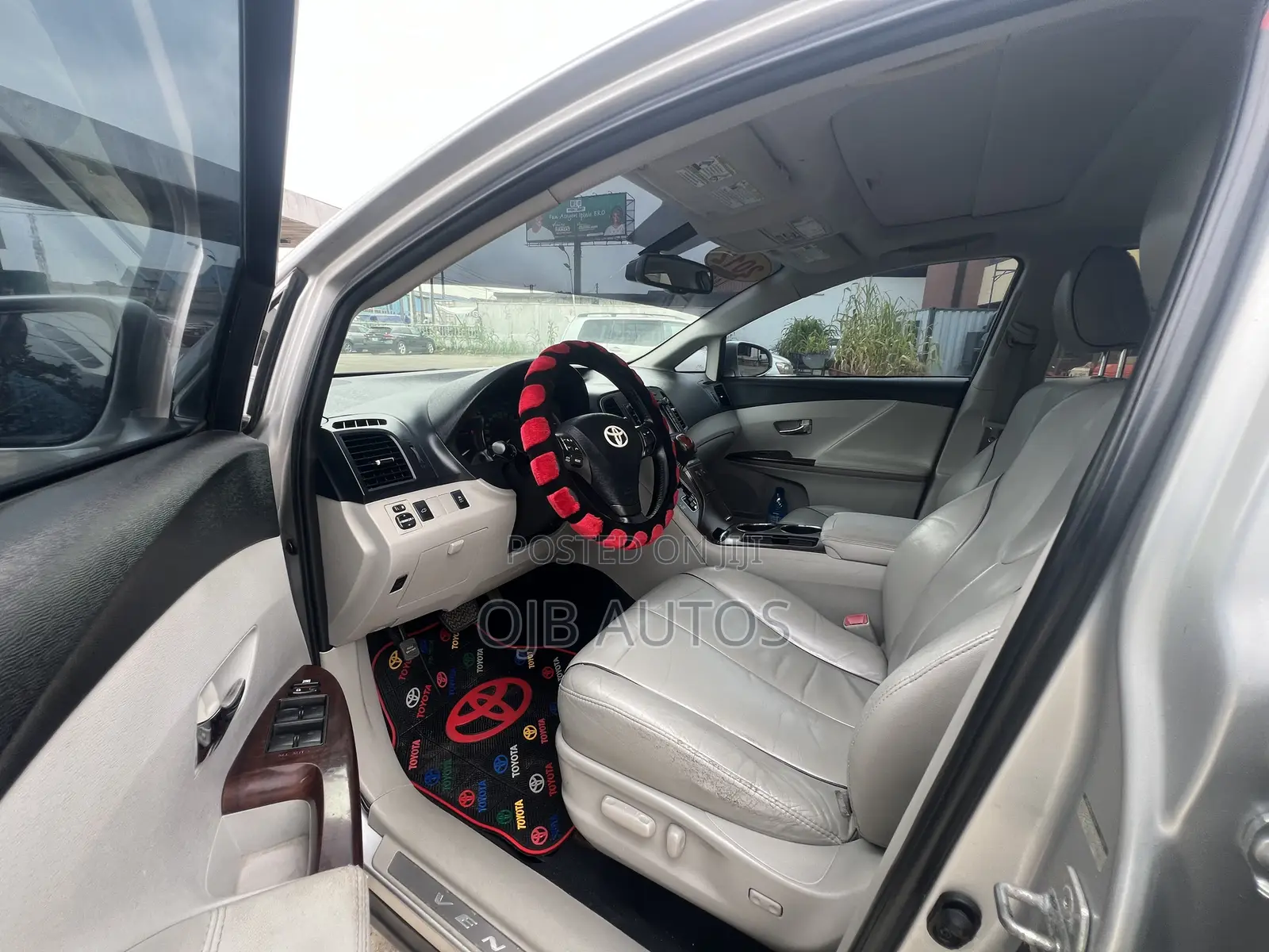 Toyota Venza AWD 2012 Silver