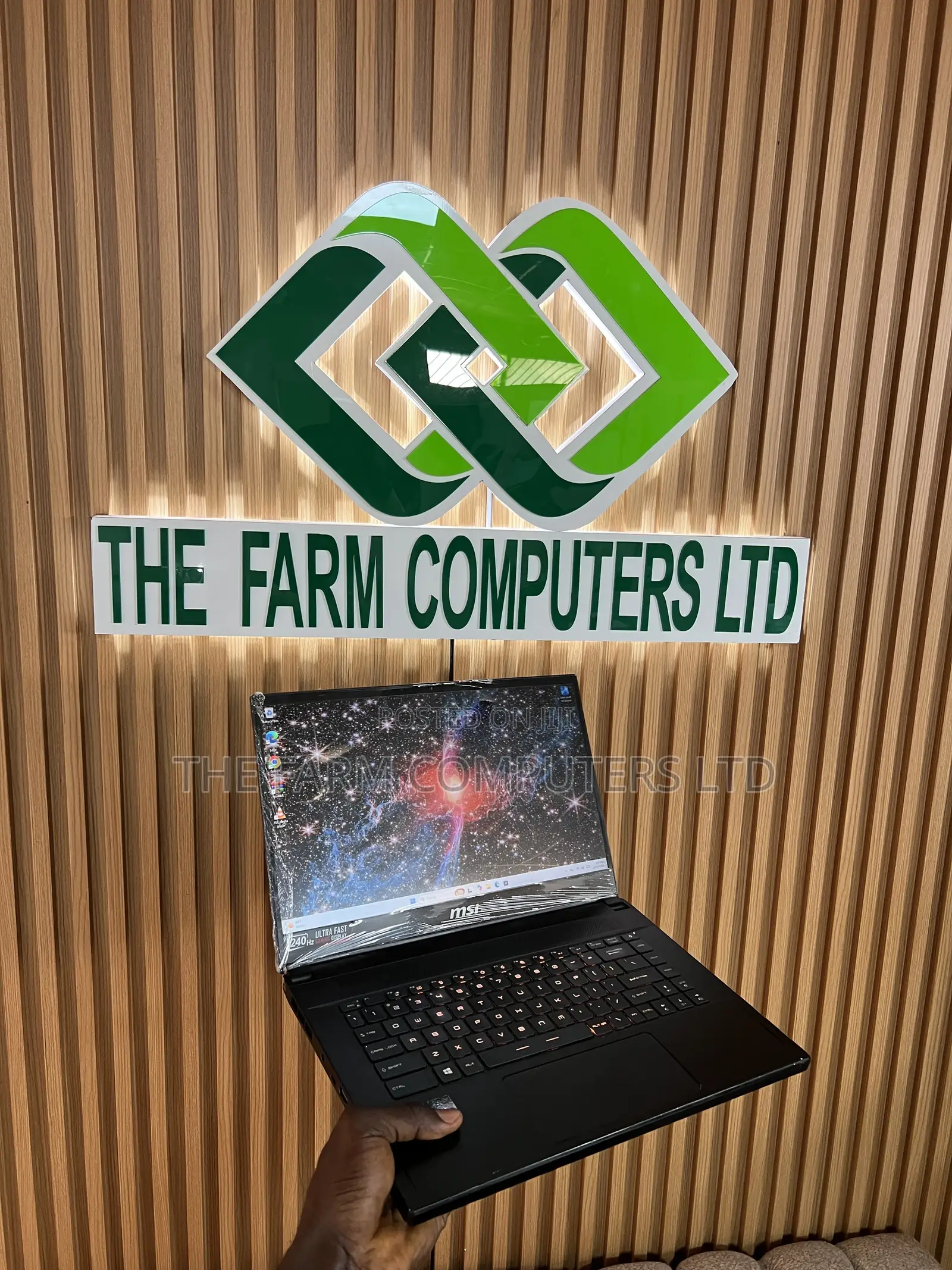 Laptop MSI GS66 Stealth 10SGS 32GB Intel Core i7 SSD 512GB
