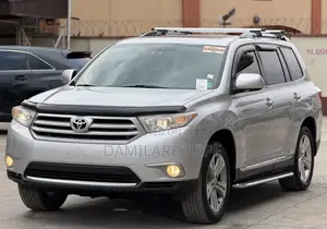 Toyota Highlander Limited 2011 Silver