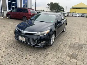Toyota Avalon XLE Premium 4dr Sedan (3.5L 6cyl 6A) 2015 Blue