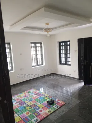 2bdrm Apartment in Sekunderin, Alakia for rent