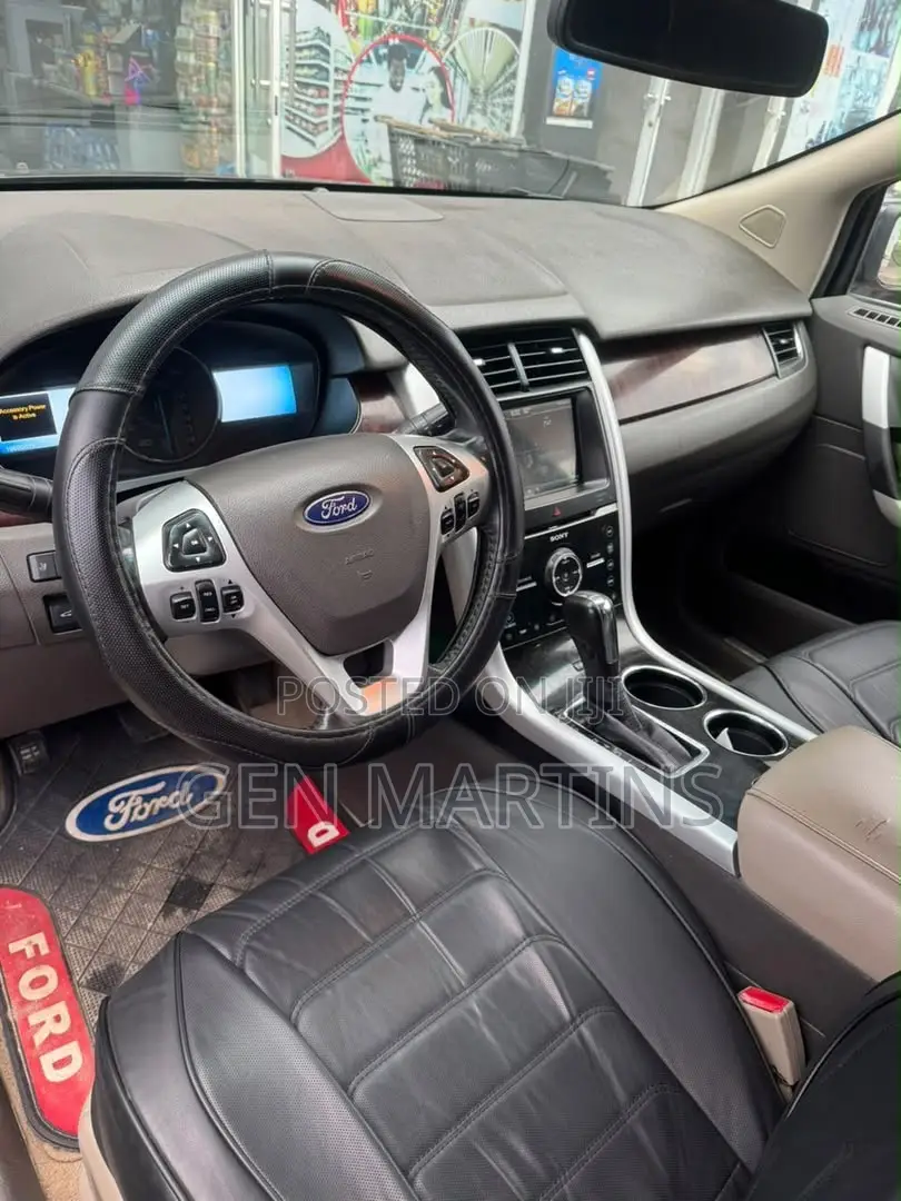 Ford Edge 2012