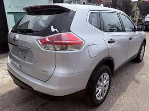 Nissan Rogue 2016 Silver