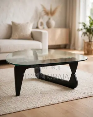 Beautiful Coffee Table by ObajaCo