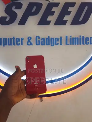 Apple iPhone XR 64 GB Red