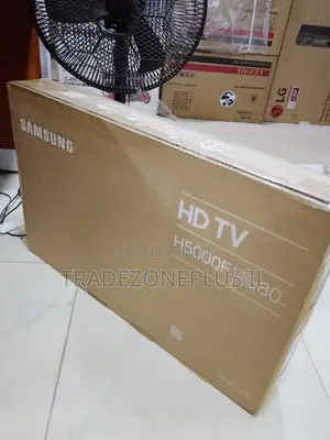 32-Inch Display for Everyday Home Programmes Samsung With HD TV