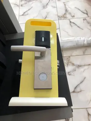 Modern Silver Guest Door Lockset