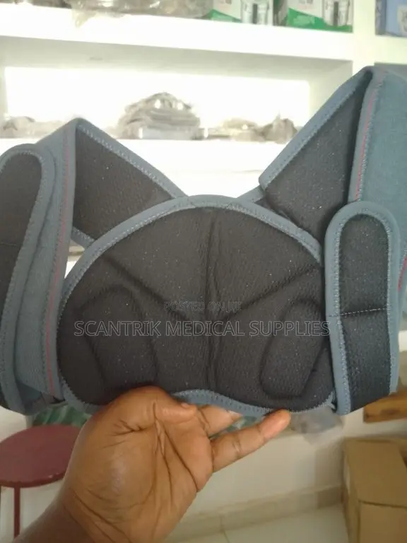 Adjustable Collarbone Support Belt