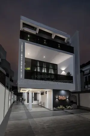 2-Bedroom Luxury Apartment With Pool/Gym/Playground in Ikeja GRA
