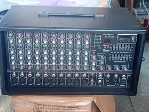 Soundforce PC-10800USB Power Amplifier