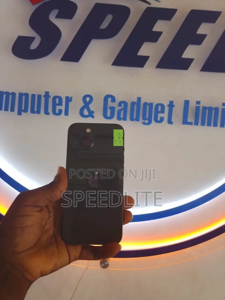 Apple iPhone 13 128 GB Green