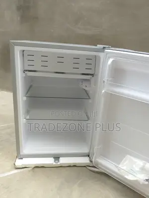 Glamstar GFR-90S-E Compact Fridge for Your Home