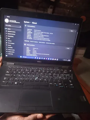Laptop Dell Latitude 5400 8GB Intel Core i7 SSD 256GB