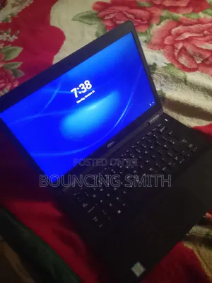 Laptop Dell Latitude 5400 8GB Intel Core i7 SSD 256GB