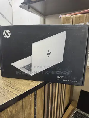 New Laptop HP Envy x360 8GB Intel Core 5 SSD 512GB