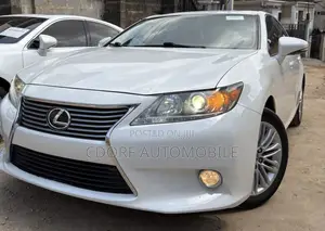 Lexus ES 350 FWD 2014 White