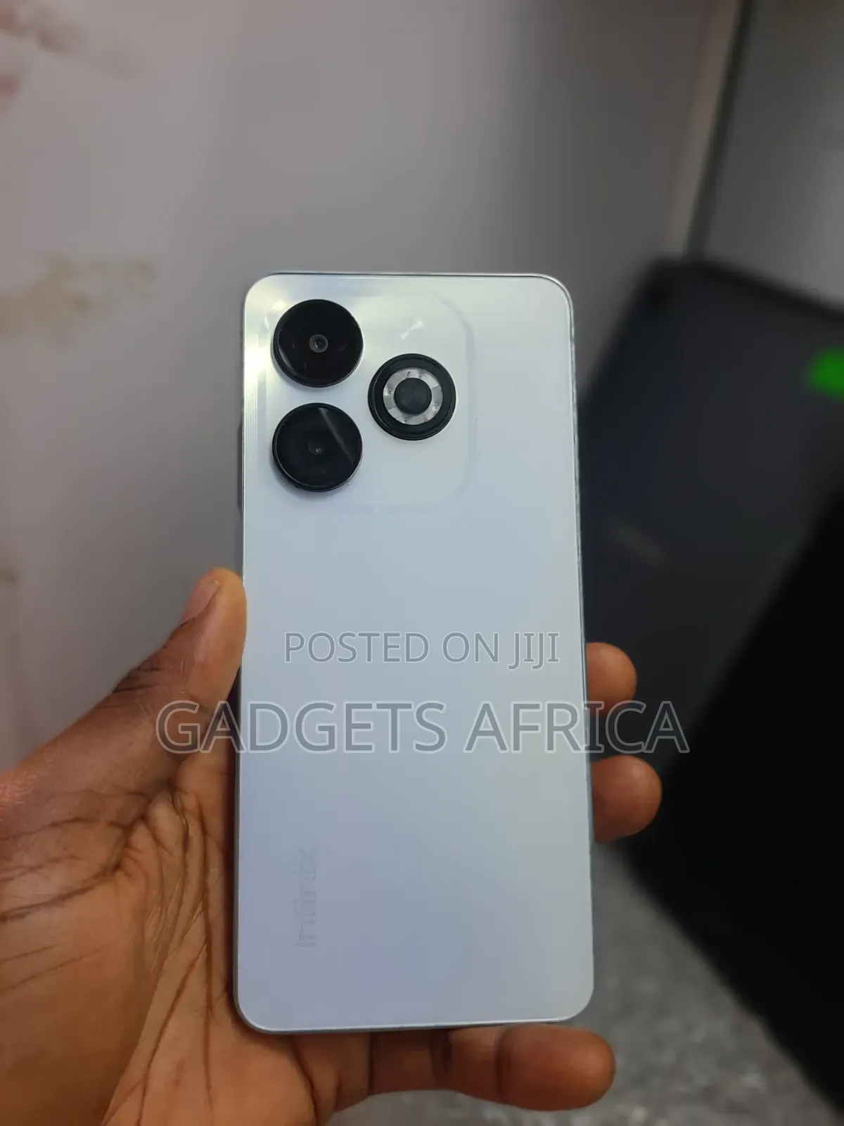 Infinix Smart 10 HD 64 GB White