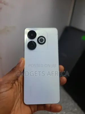 Infinix Smart 10 HD 64 GB White