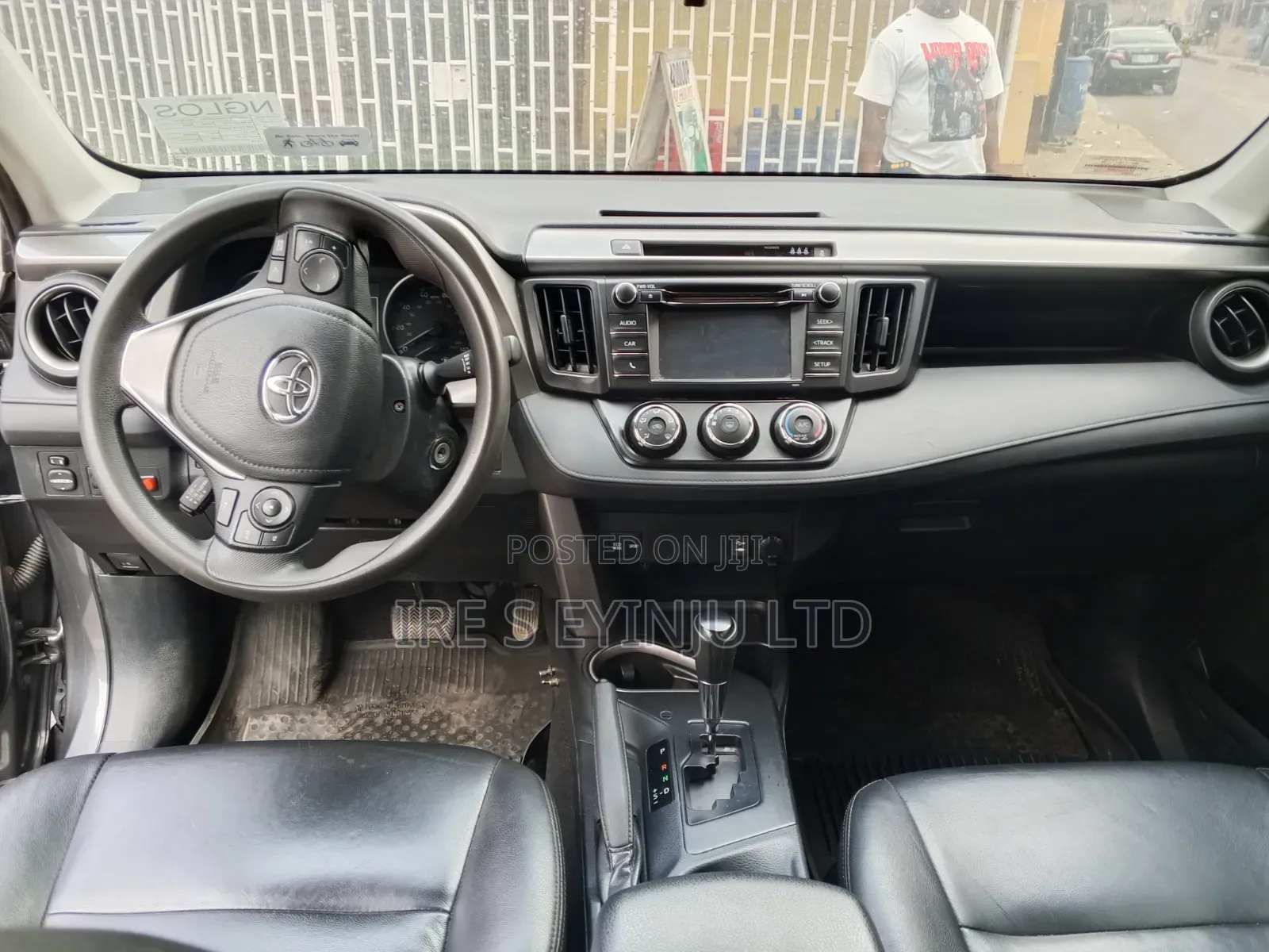 Toyota RAV4 2017 Gray