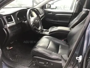 Toyota Highlander XLE 4dr SUV AWD (3.5L 6cyl 6A) 2015 Blue