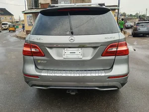 Mercedes-Benz M Class 2012 Green