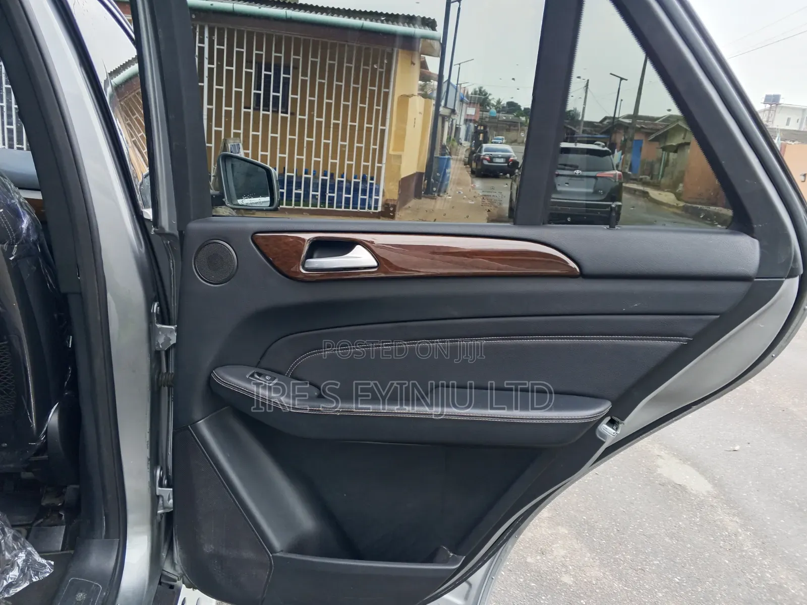 Mercedes-Benz M Class 2012 Green