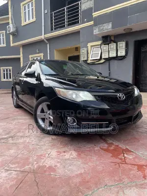 Toyota Camry SE 4dr Sedan (2.5L 4cyl 6A) 2013 Black