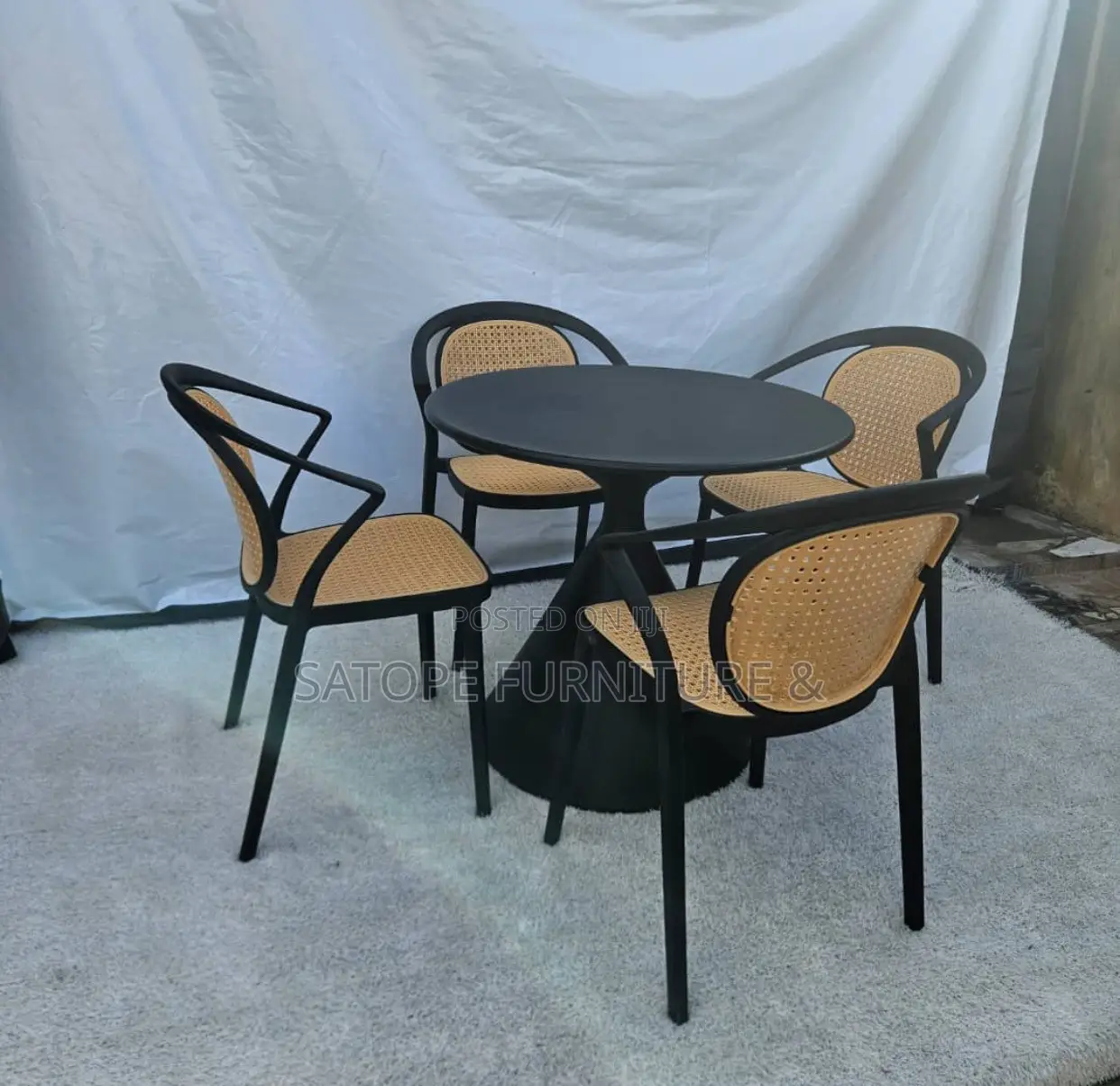 Restaurant/Dining Chairs and Table