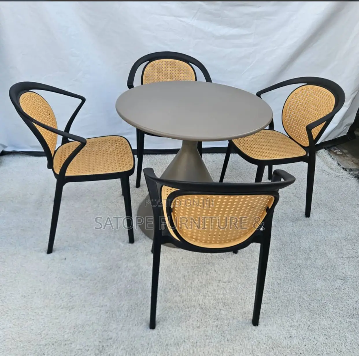 Restaurant/Dining Chairs and Table