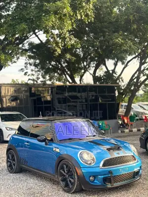 Mini Cooper S 2010 Blue