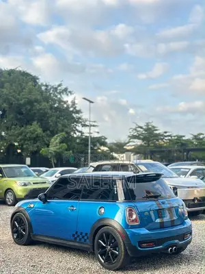 Mini Cooper S 2010 Blue